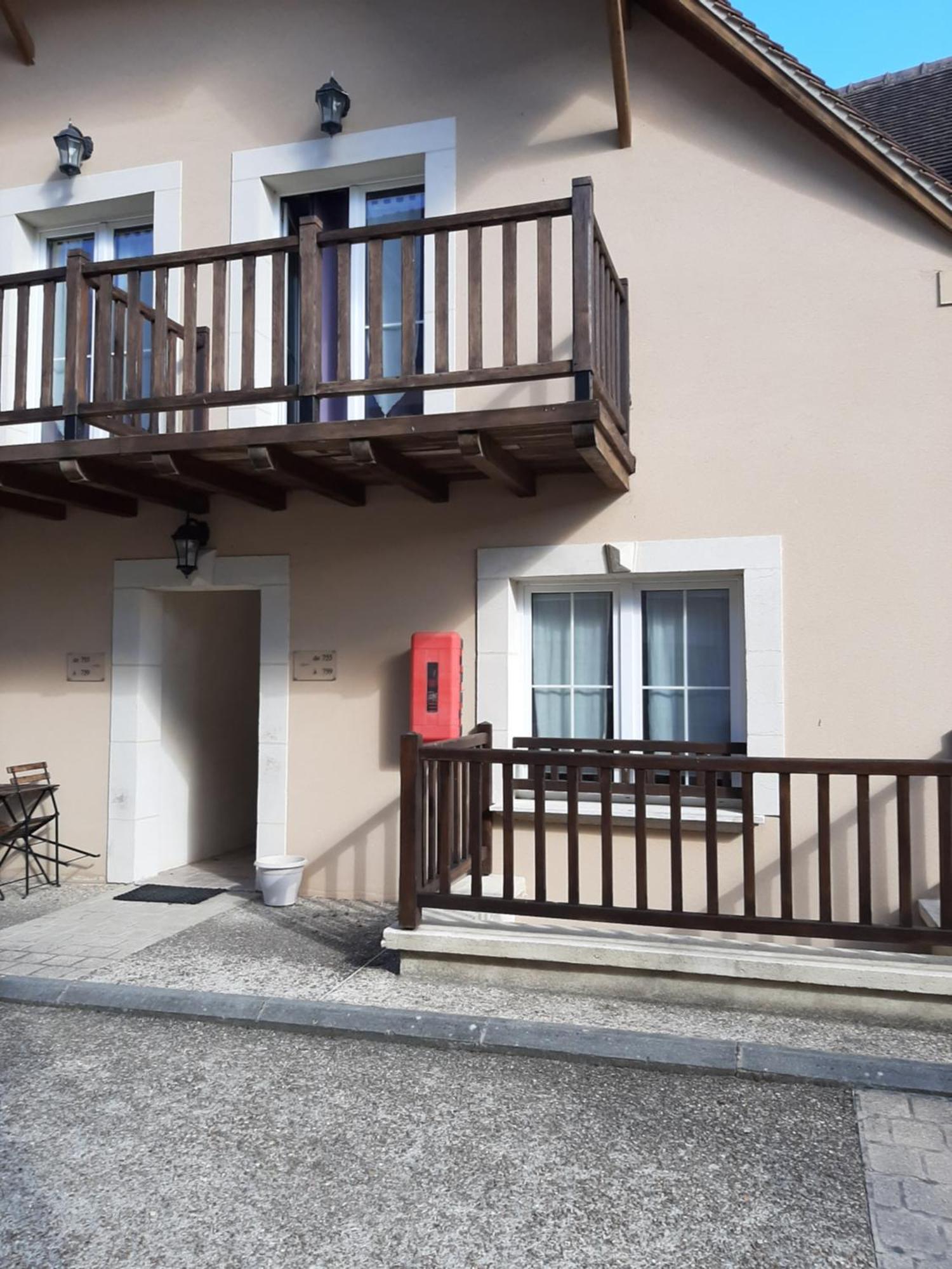 Le Haut-Val Residences Belleme Bagian luar foto